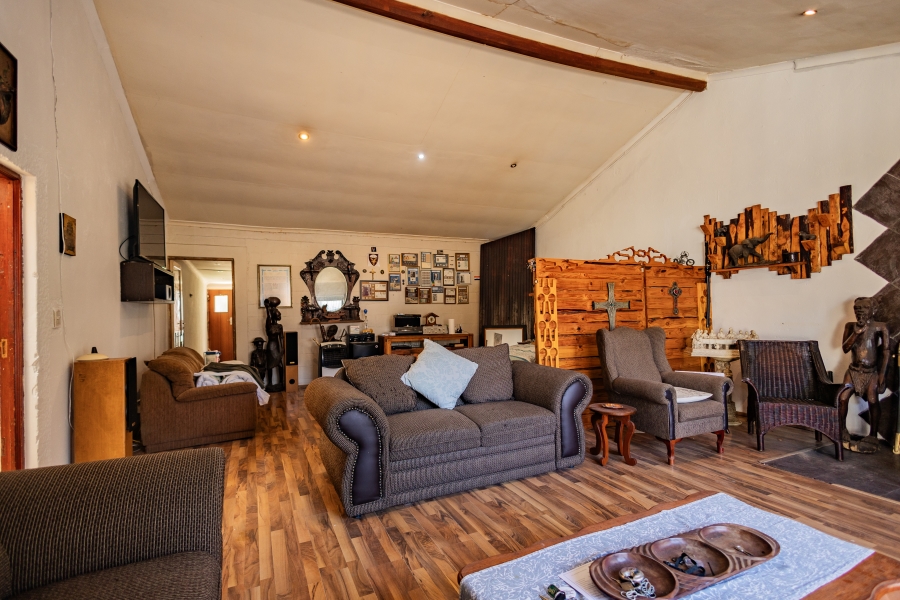 7 Bedroom Property for Sale in Protea Heights Western Cape